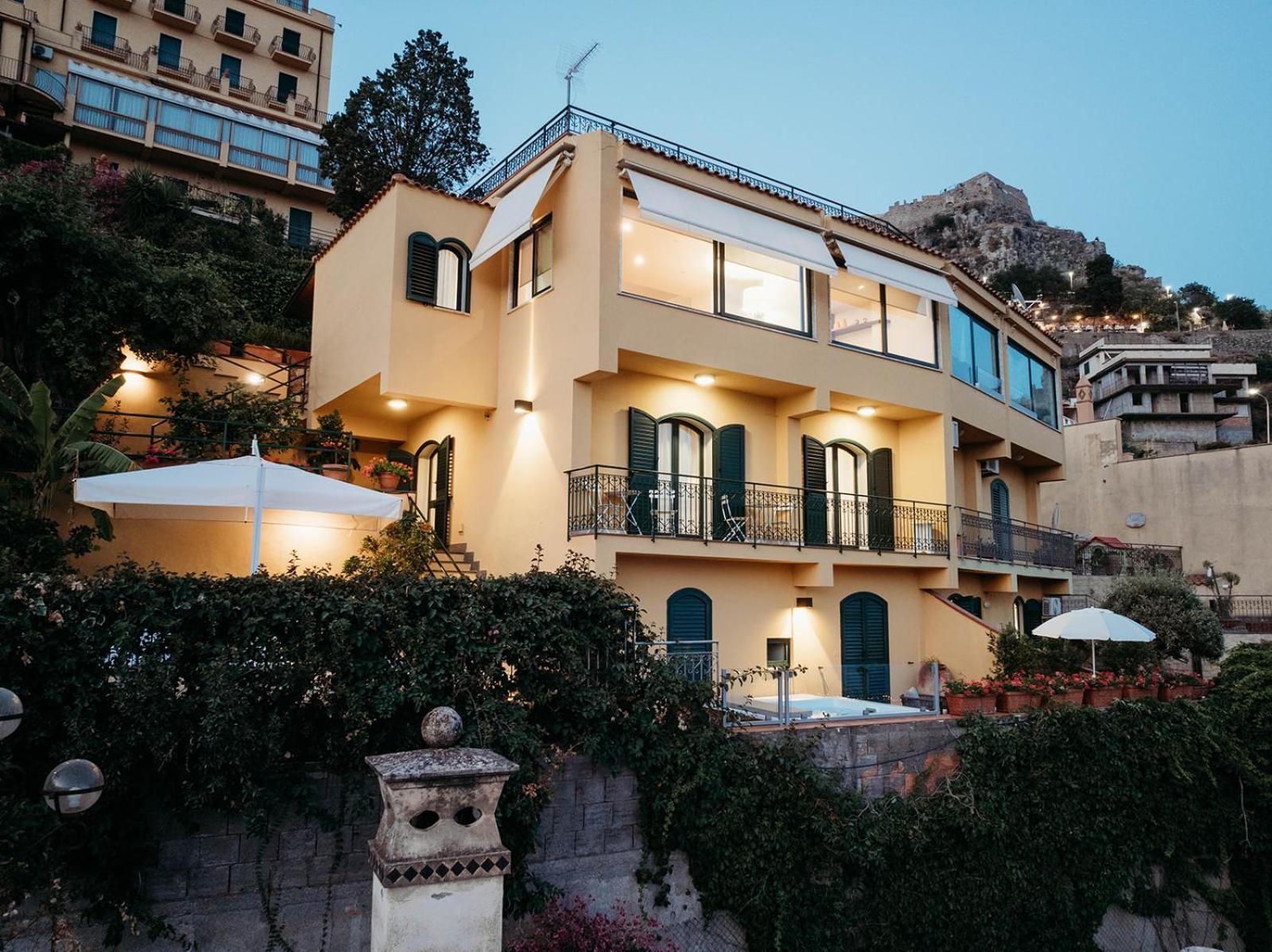 Marta Luxury Sea View And Taormina