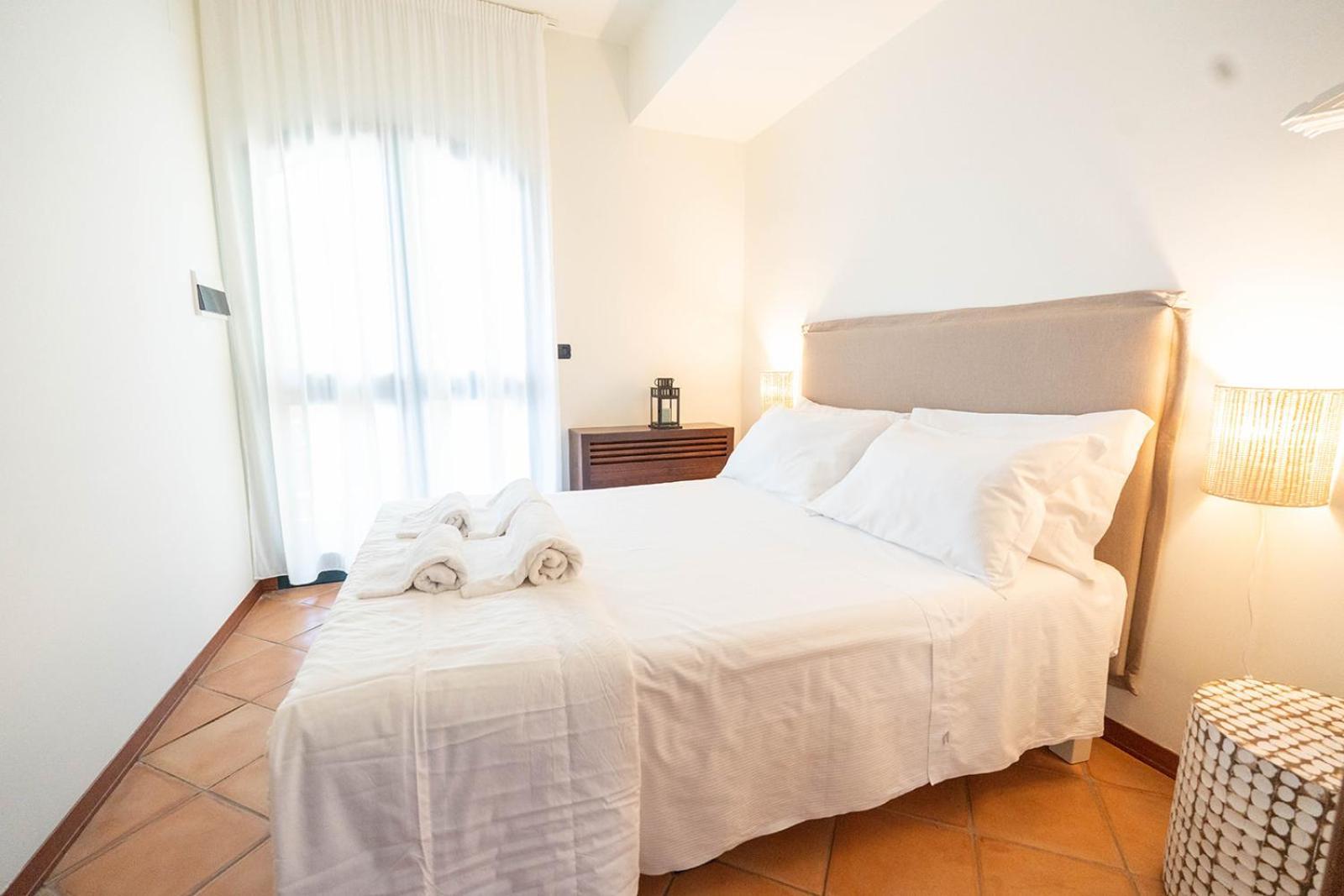 Marta Luxury Sea View And