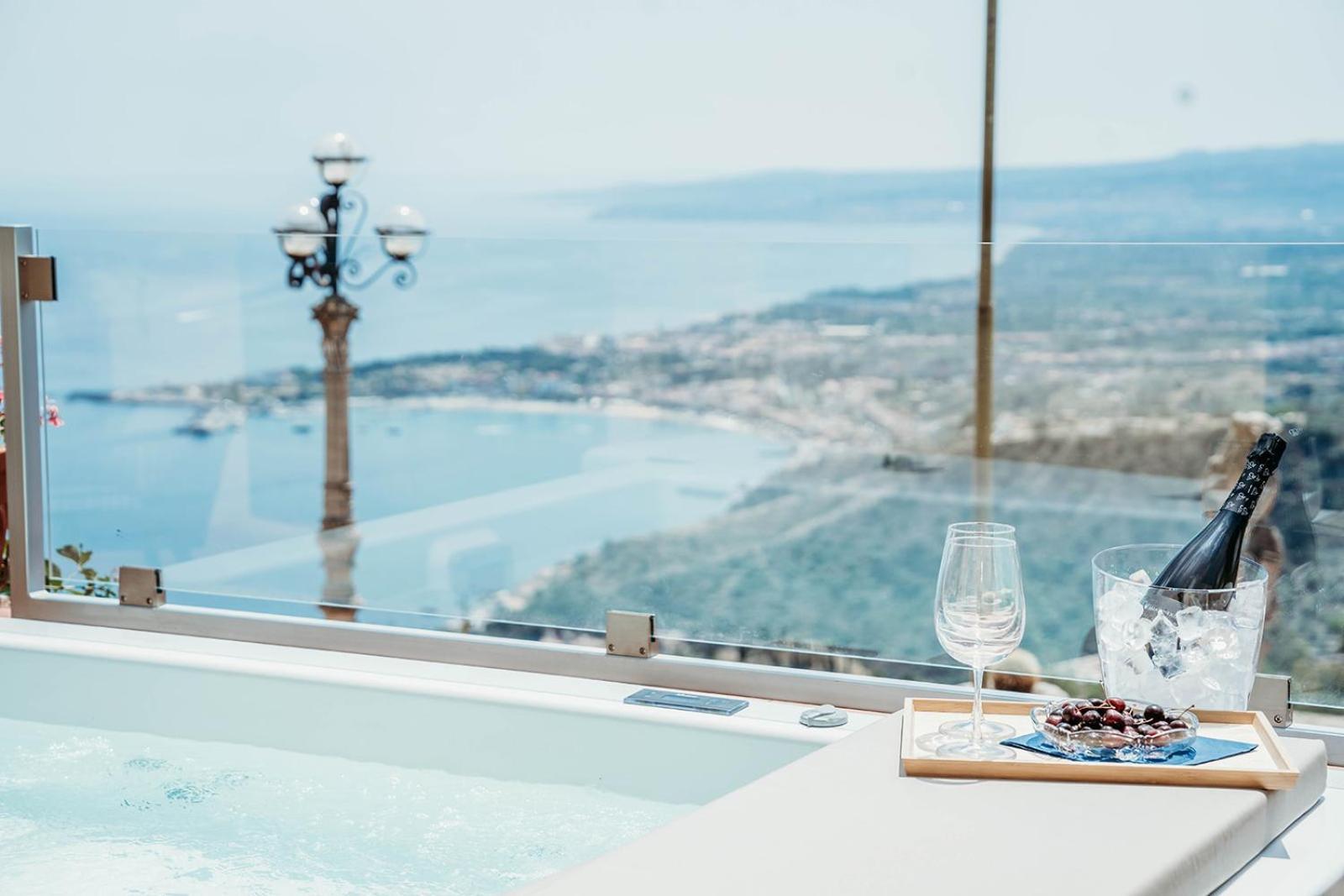 Marta Luxury Sea View And Taormina