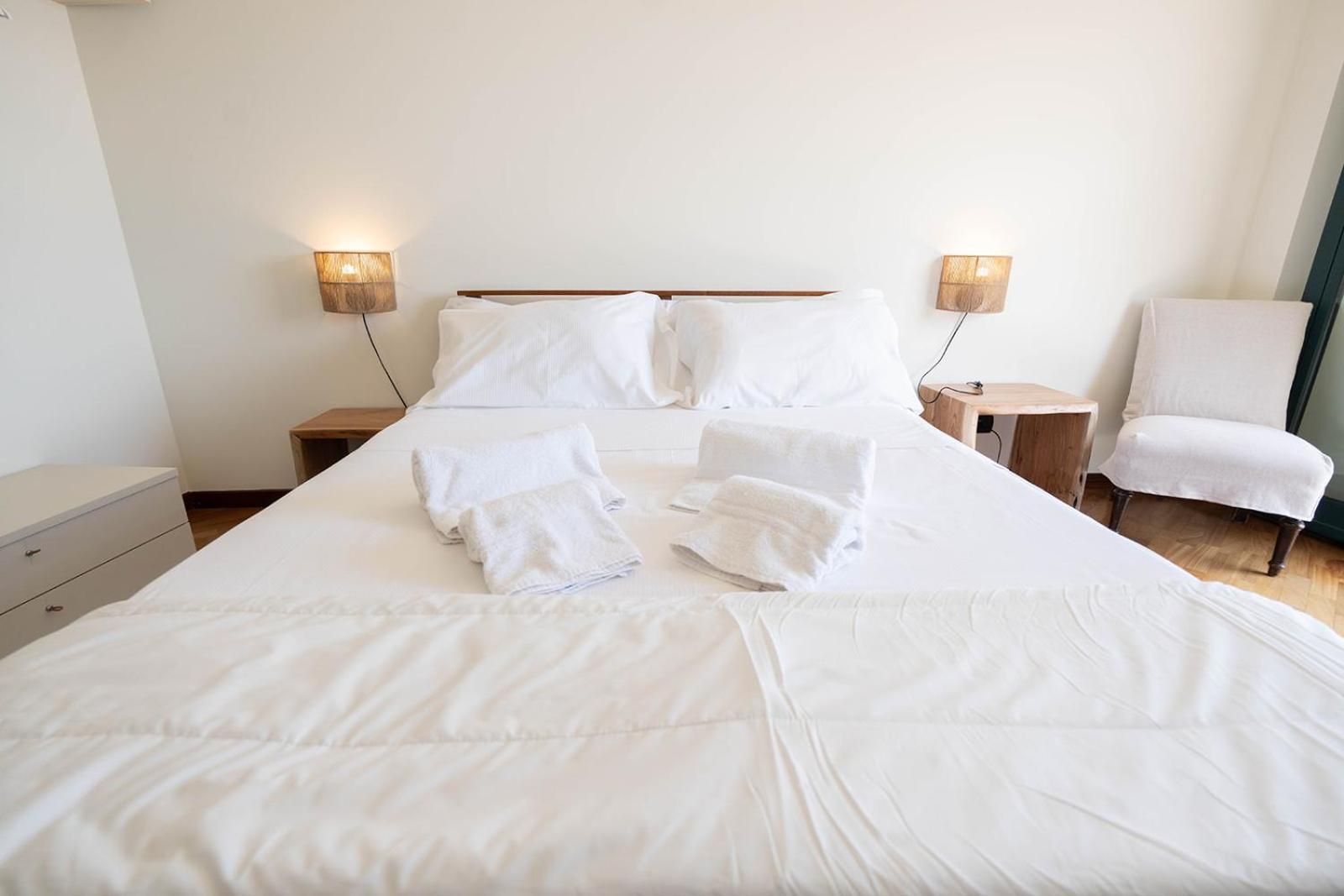 Marta Luxury Sea View And