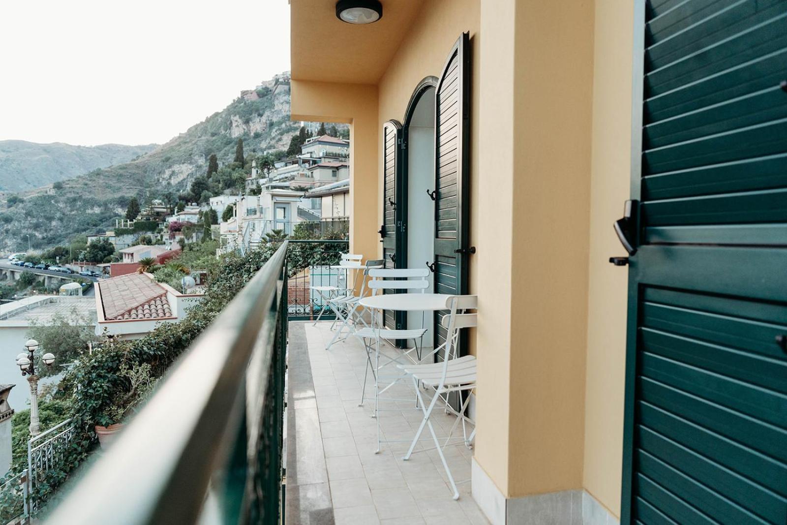 Marta Luxury Sea View And Villaer Taormina